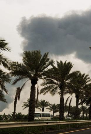 New strikes hit Gulf, French troop killed in Iraq