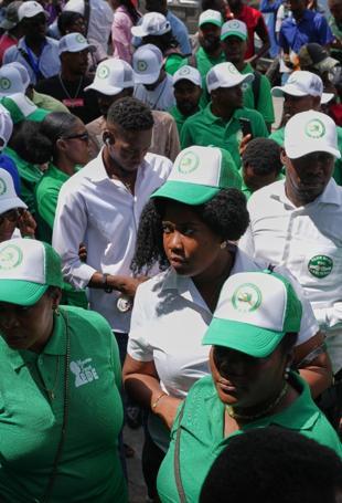 A record number of parties register for Haitis election