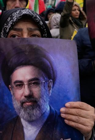 Iranian supreme leader wounded, likely disfigured: Pentagon