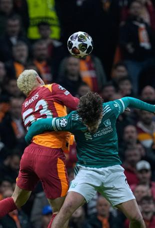 Galatasaray to defend slim lead at Anfield