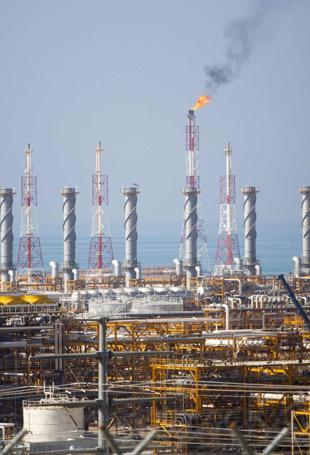 Iran targets Gulf energy sites after gas field strike