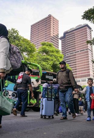 Indonesia eyes $4.7 billion in savings to brace for war impacts