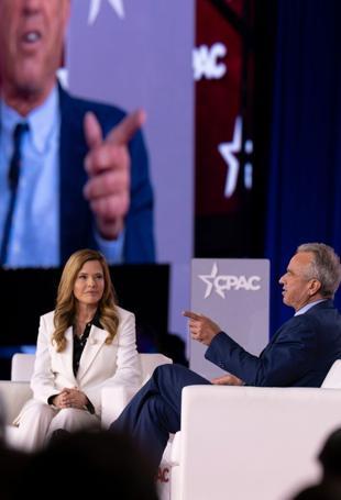 Republicans divided on strategy for US midterms