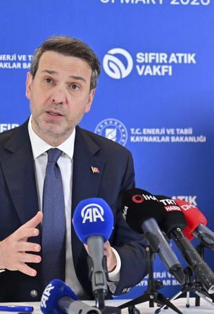 Gas source diversification gives Türkiye flexibility, says energy minister