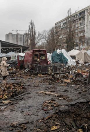 14 dead in Russian daytime attacks on Ukraine