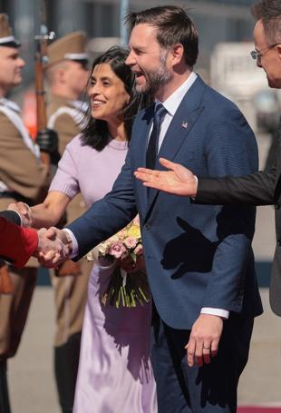 Vance delivers pre-election boost for Orban