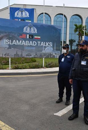 Iran, US to hold peace talks overshadowed by mutual mistrust