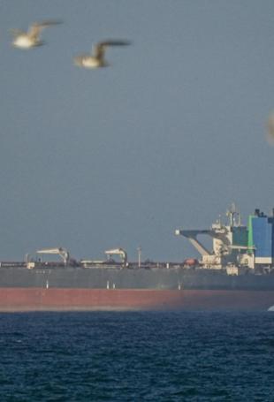 Iran threatens to again close Hormuz, if US blockade continues