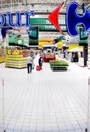 Sabancı Holding signs deal to sell shares in CarrefourSA