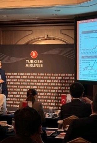 Turkish Airlines executive meets with investors in Tokyo