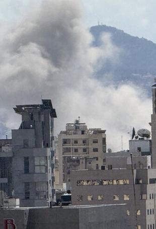 Israeli strikes kill 6 in Lebanon despite ceasefire