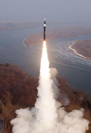 Global military spending surges on insecurity: report