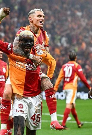 Galatasaray takes giant step for historic league title
