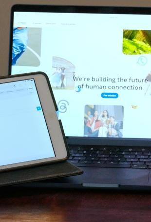 Australia aims to tax tech giants unless they pay news outlets