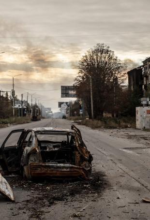 Ukrainian, Russian strikes leave four dead