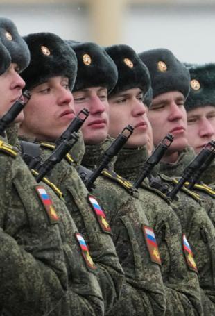 Russia will not display military hardware at WWII victory parade