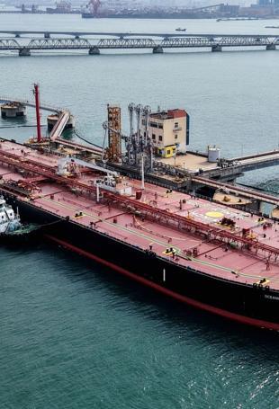 China rejects US sanctions on refineries over Iran oil links