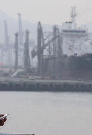 Three injured in strike targeting energy installation in UAEs Fujairah: authorities
