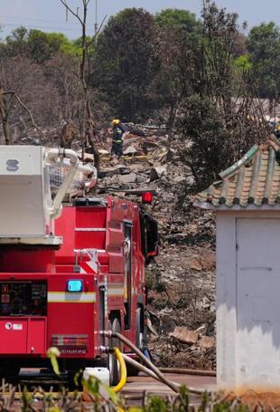 China fireworks factory explosion kills 21