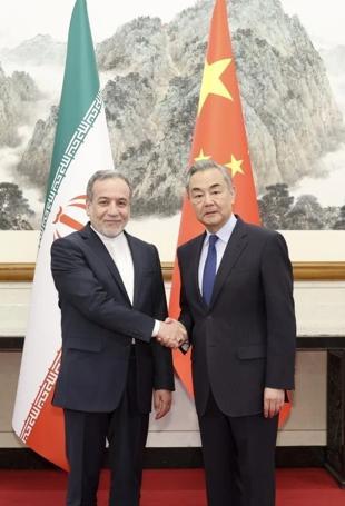 Irans top diplomat holds talks with Chinese counterpart in Beijing