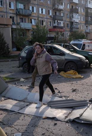 Zelensky says Russia choosing war as dual ceasefires falter