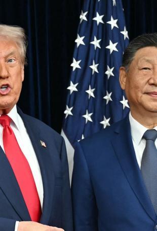 Trump heads for Xi summit overshadowed by Iran war