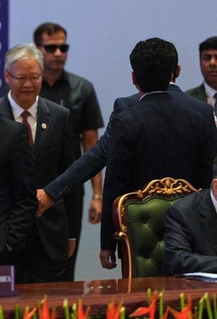 Iran war and oil dominate BRICS meet in India