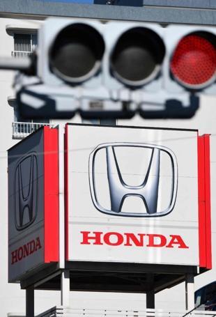 EV overhaul drags Honda to first operating loss since 1957