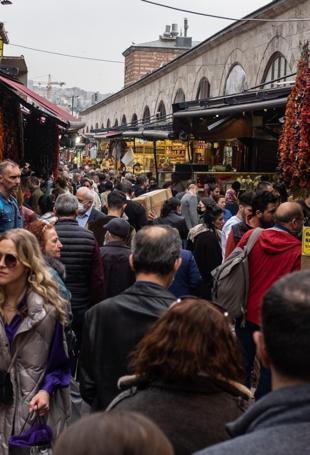 Eid shopping undergoes ‘budget crunch’ amid rising costs