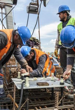 Services, construction confidence decline in May, retail improves