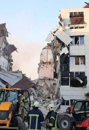 Ukrainian attack on occupied town kills 1