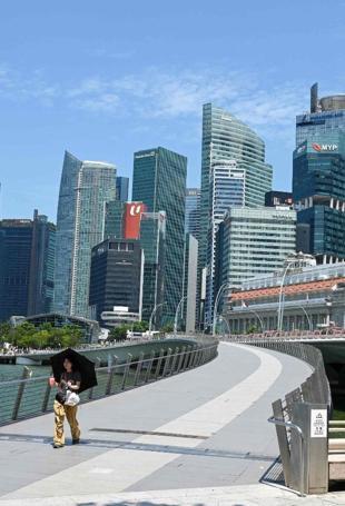 AI chip demand drives 6 percent growth for Singapore in first quarter
