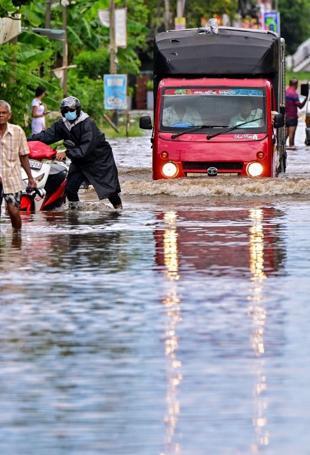 Sri Lanka raise fuel prices after IMF loan instalment