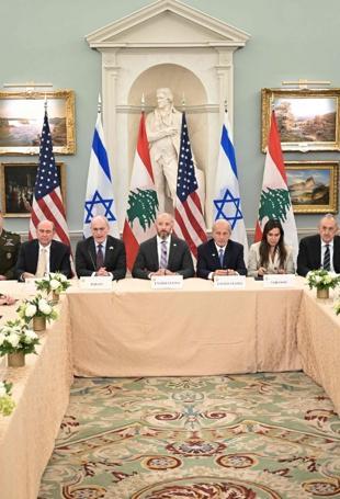 Israel, Lebanon agree to conditional ceasefire