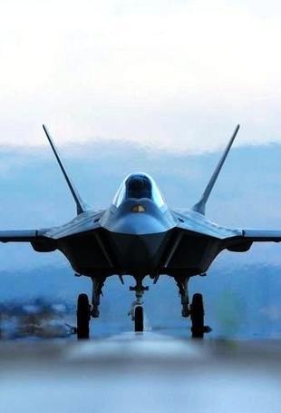 Türkiye advances in combat aircraft race, says CEO