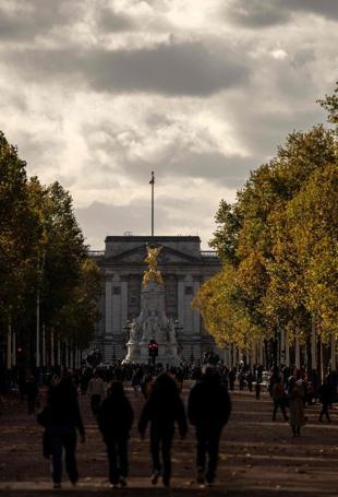 UK economy shrinks in April as Middle East war hits