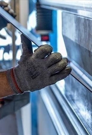 Industrial production increases 6 percent in April