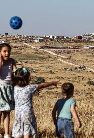 1 bln children exposed to three or more climate risks: UNICEF