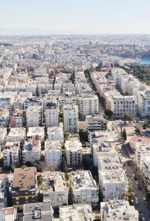 Some 94,000 homes sold in May, market contracts 31 percent