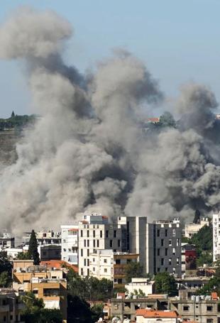 Israel strikes south Lebanon despite truce