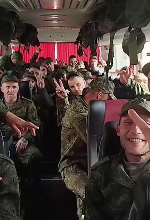 Russia, Ukraine exchange 160 captured soldiers each