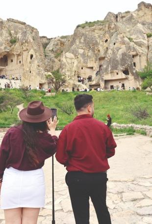 Cultural tours gain popularity as travelers seek lower-cost alternatives
