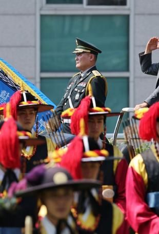 S Korea, Japan reaffirm pledge to denuclearize Korean peninsula