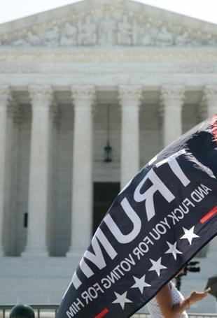 US Supreme Court rejects Trump bid to limit birthright citizenship