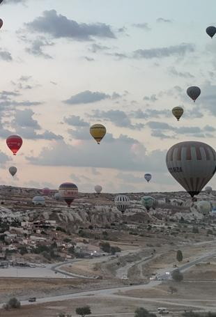 Türkiye records 308,000 hot air balloon passengers in first half