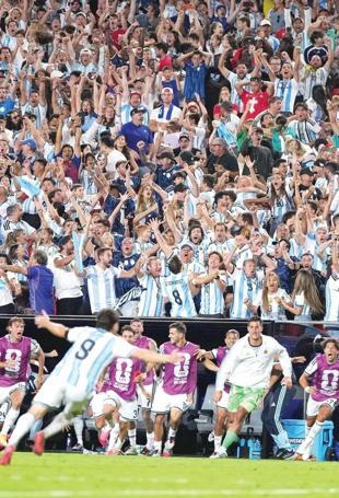 England, Argentina to renew bitter rivalry in World Cup semi-final