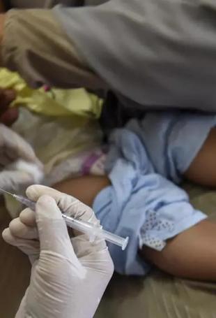 UN warns of cracks in global immunization system
