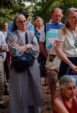 France gives final approval to assisted-dying bill