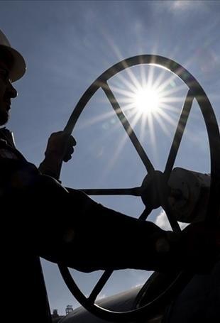 IEA says Mideast fighting increases energy concerns