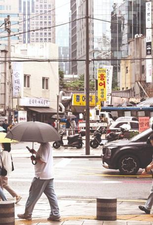 Seoul mayor faces ousting after conviction